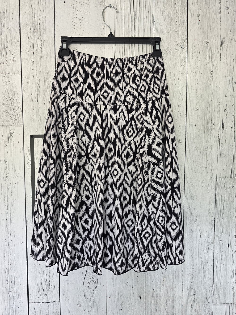 Papillon Black & White Abstract Print Flowy Midi Skirt Size XS Business Wear